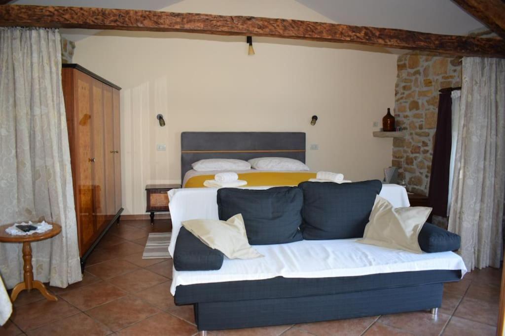 Vižinada Rural Apartments Ritossa מראה חיצוני תמונה