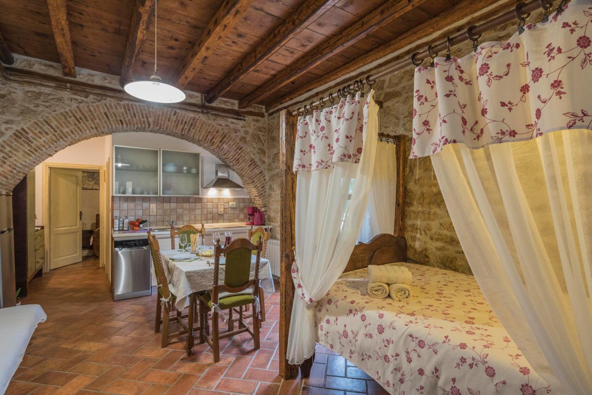 Vižinada Rural Apartments Ritossa מראה חיצוני תמונה